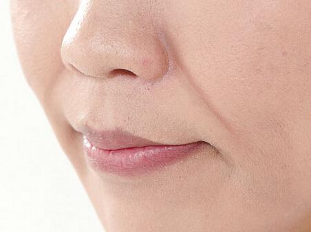 穆宝安 法令纹显人老 你知道要怎么改善吗 腾讯新闻