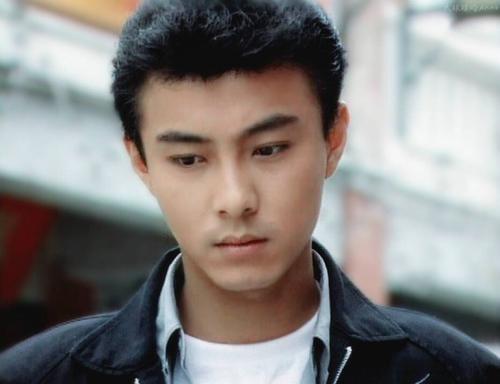 张卫健|张卫健因脸无毛破产，被赠14字真言，至今受益无穷！