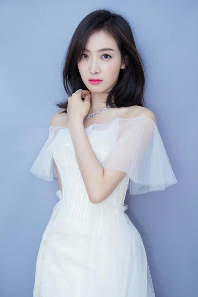 金鹰女神|金鹰女神争夺激烈，战袍已做好，疑似内定