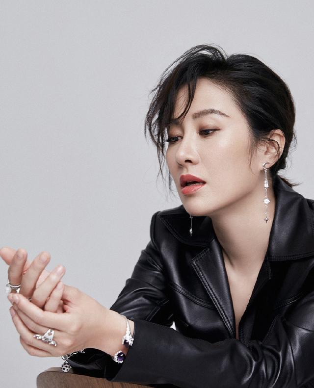 叶璇13:13第8377期时尚潮流美图欣赏_腾讯新闻