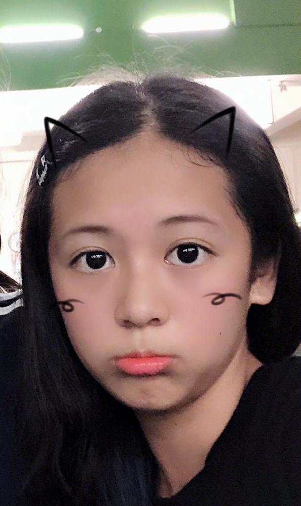 翁虹|翁虹隔空为女儿庆生母爱满满，13岁水晶遗传好基因颜值超高