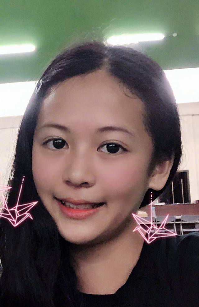 翁虹|翁虹隔空为女儿庆生母爱满满，13岁水晶遗传好基因颜值超高