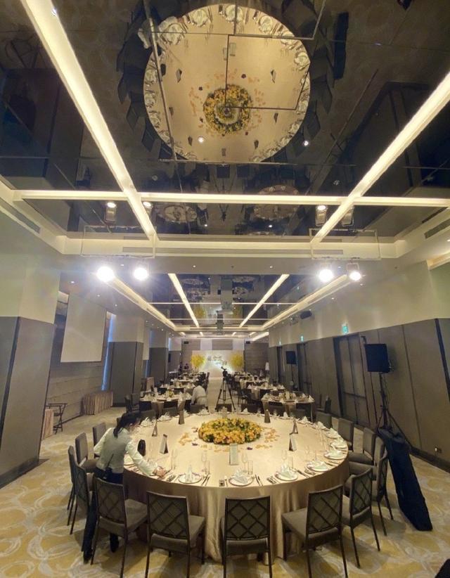 林志颖|林志颖为妈妈庆祝70岁大寿，宴请十几桌，祖孙三代齐聚其乐融融