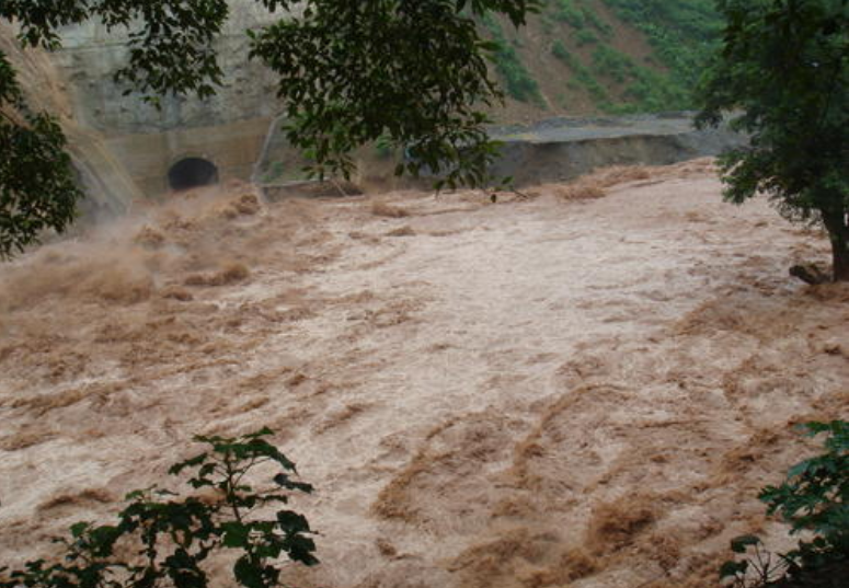 地球|科学家再次警告：地球气候出现两极分化！南方多雨，北方更干旱！