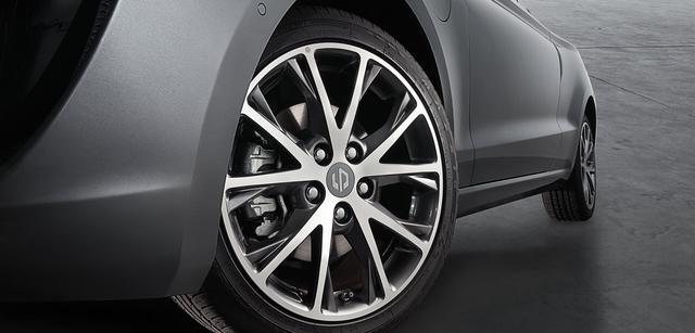 百度自动驾驶|百度自动驾驶出租车北京全面开放，零跑S01跑车软件存BUG被召回