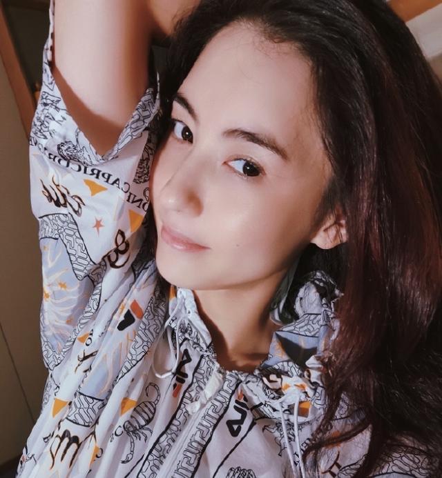 张柏芝|张柏芝的脸，才是她离经叛道的资本