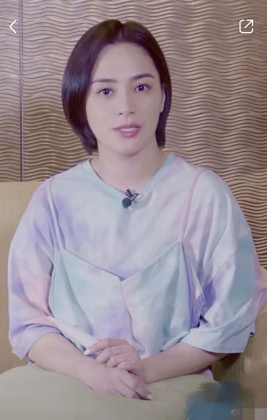 钟欣潼|阿娇伤好后直播，发福明显颜值气质下降，短发造型被嘲无星味