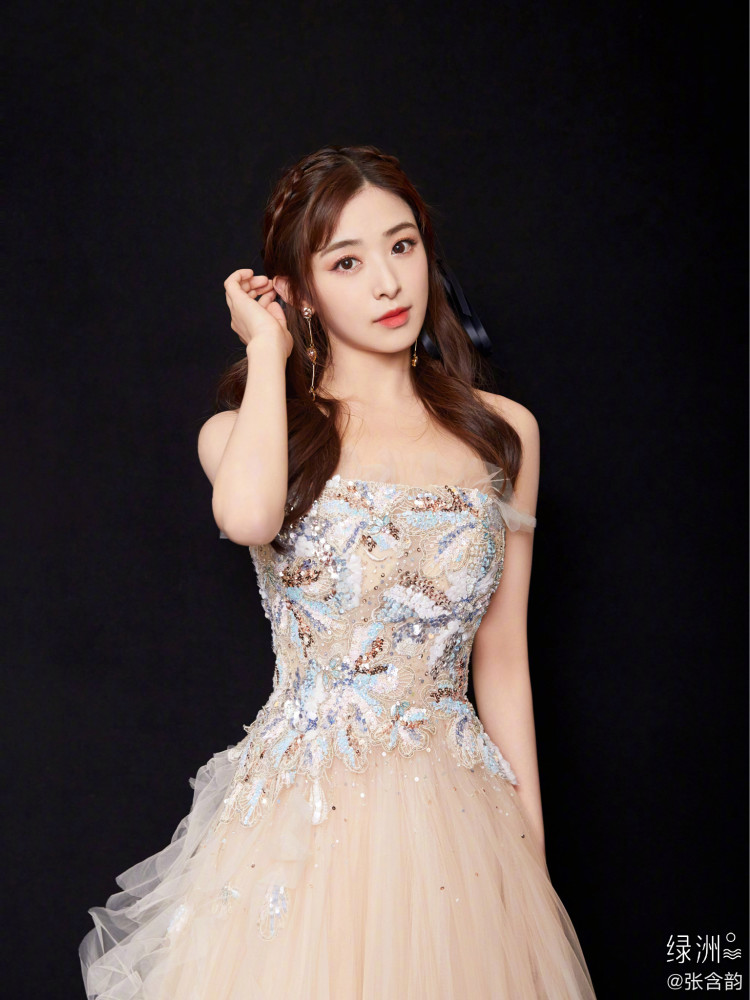 赵丽颖|她是赵丽颖的闺蜜，低谷期被刘德华拉了一把，今翻红把脸整残了