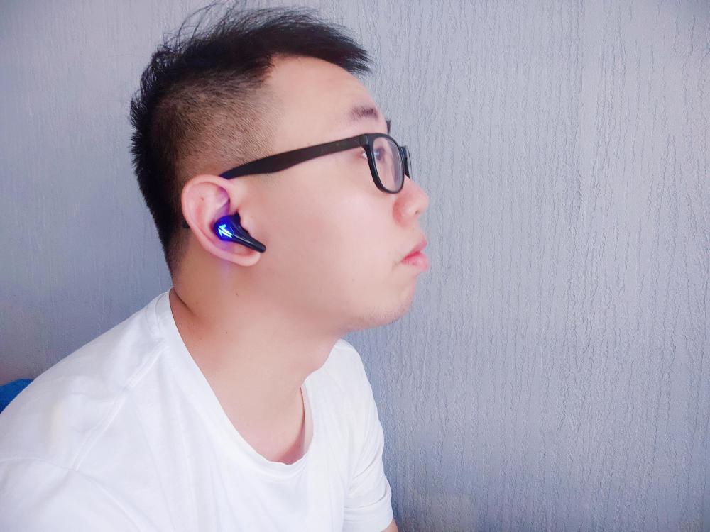 tezospark火花电竞耳机评测狼队正名这才是真游戏