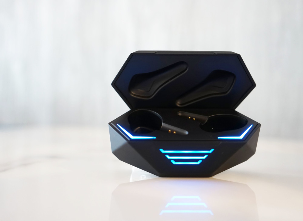 tezospark火花电竞耳机评测狼队正名这才是真游戏