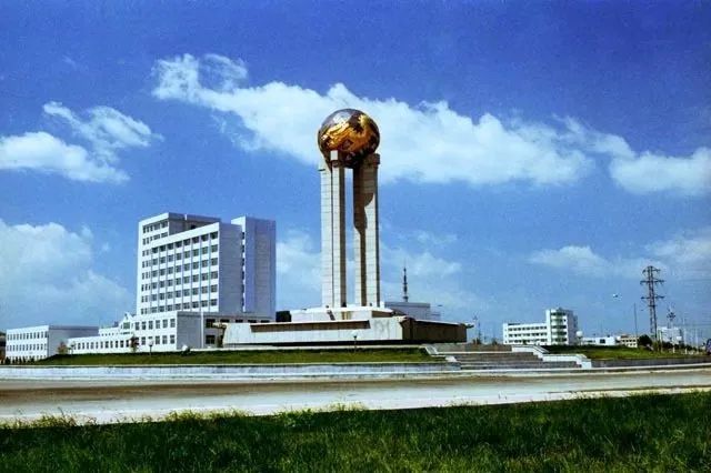 丰县的"大圆球"拆了,沛县20多年的"圆球",会不会也要外移?_腾讯新闻