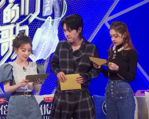 硬糖少女303|《我们的歌》去年李紫婷、今年希林娜依，硬糖少女的资源缩水了？