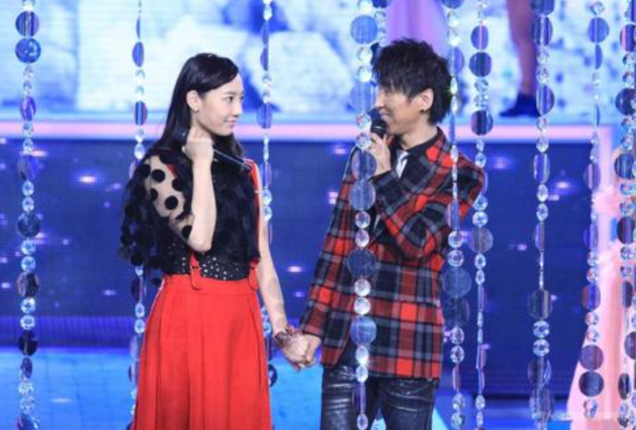 白百何|白百合被扒旧账重博好感，曾经的票房冠军为啥一路被黑？