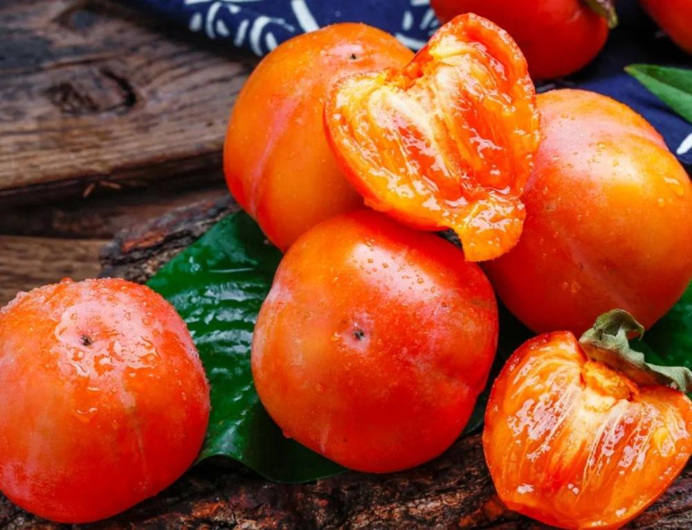 减肥|减肥又爱吃柿子，三种柿子分别吃这些