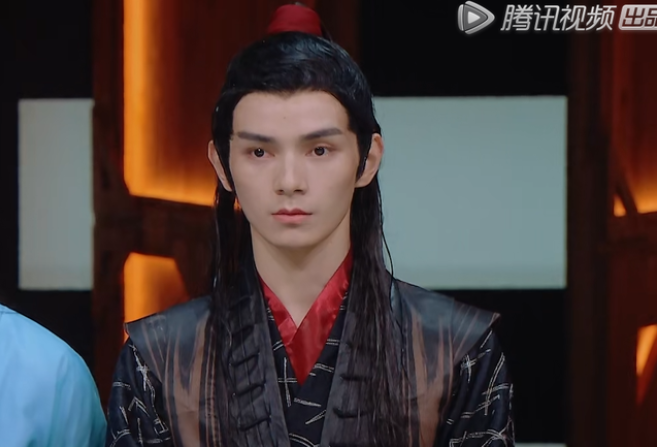 郭敬明|张译谈演员门槛，句句反驳郭敬明，爱豆文化水平低的现象该反思了