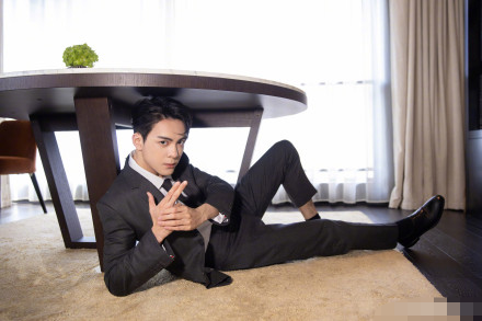 使徒行者3|《使徒行者3》惊喜开播，主演玩谐音梗暗示剧情，全员脑洞大开超有创意