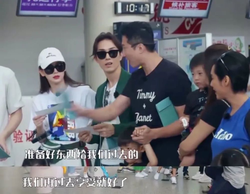 戚薇|3岁遭“封杀”，却凭一张照片逆袭爆红：戚薇，你咋把女儿养成人精了？