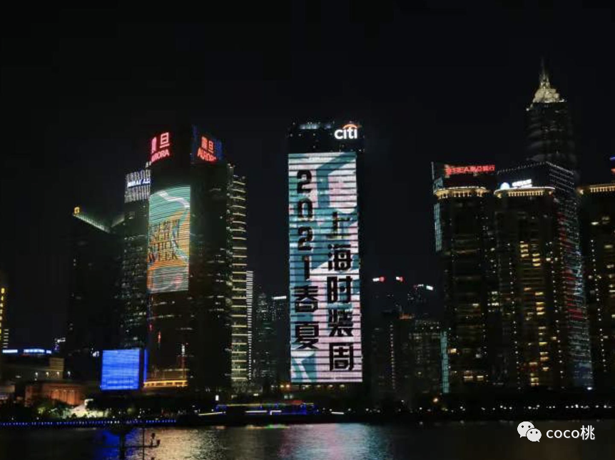 范冰冰|范冰冰第N次复出秀，这回连亲妈都带上了！