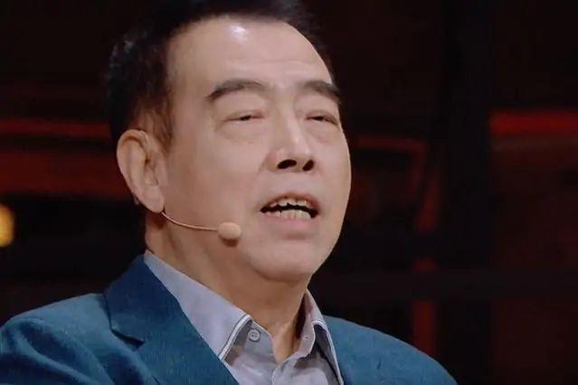 陈情令|肖战事业开始回春？著名导演“犀利点评”，陈情令魏无羡无法超越