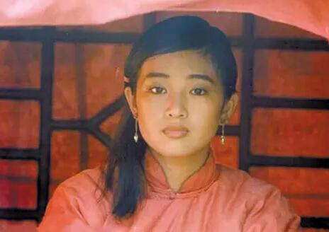 张艺谋|这么多年过去，提到张艺谋，巩俐还是放不下