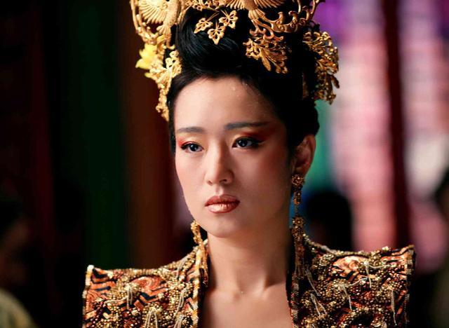 张艺谋|这么多年过去，提到张艺谋，巩俐还是放不下