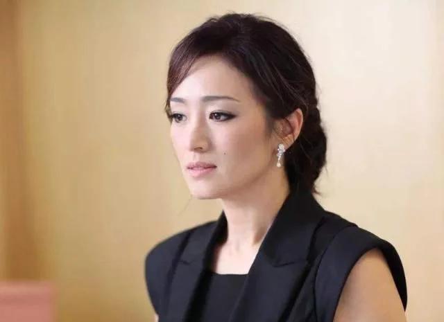 张艺谋|这么多年过去，提到张艺谋，巩俐还是放不下