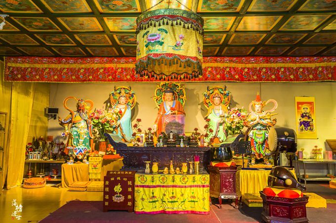 五臺山有座寺始建于北齊，有1500多年歷史。