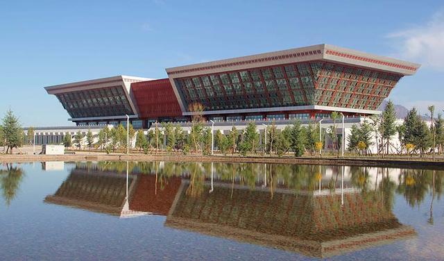 甘肃迎来一所新大学,占地961亩,位于一座小县城