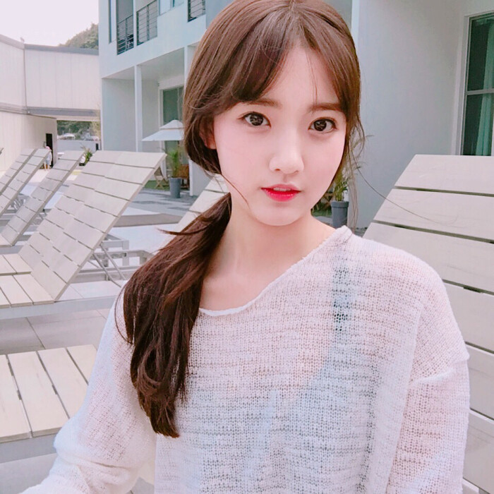 小郑多彬从小美到大 被称南韩最美童星之一 凭人间课堂咖位大升