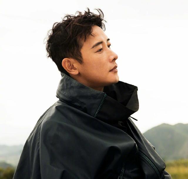 罗晋|罗晋首谈唐嫣产女，自曝初为人父看得开，第一次抱女儿心情平静