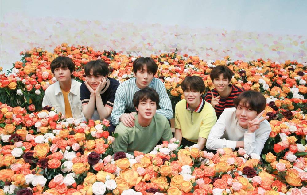 防弹少年团|防弹少年团辱华引公愤，粉丝称因手机壳是BTS，走路上遭殴打腿已骨折