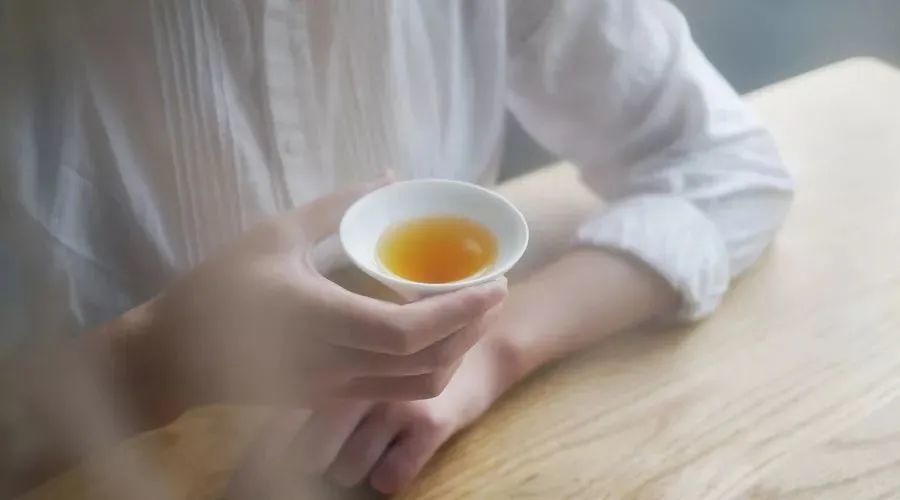 以茶养人女性喝茶要注意的六个问题