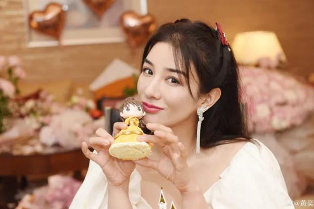 黄奕|别再说黄奕打烂一手好牌了，20年前的黄奕又回来了