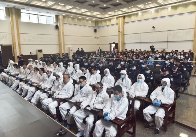 31人被控9项罪名常德这个涉黑团伙受审