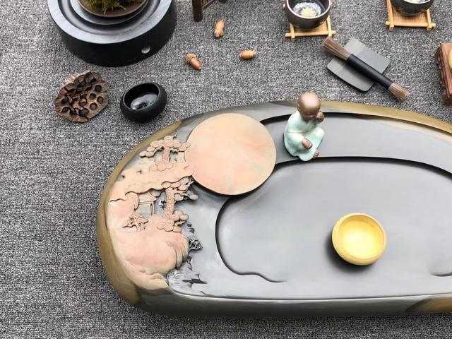 美的|把“风景如画”，这个概念植入到雕刻中，并制成茶盘会有多美？