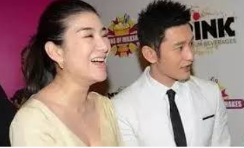 黄奕|综艺首秀这么没情商，她能把打烂的牌一张张赢回来么？