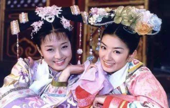 黄奕|综艺首秀这么没情商，她能把打烂的牌一张张赢回来么？