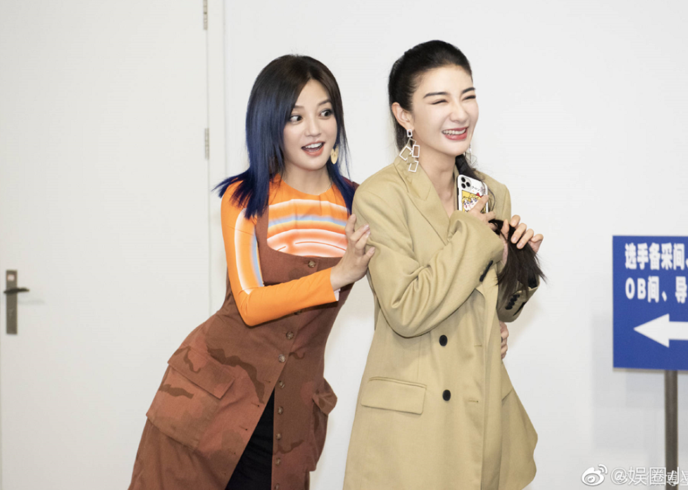 黄奕|综艺首秀这么没情商，她能把打烂的牌一张张赢回来么？