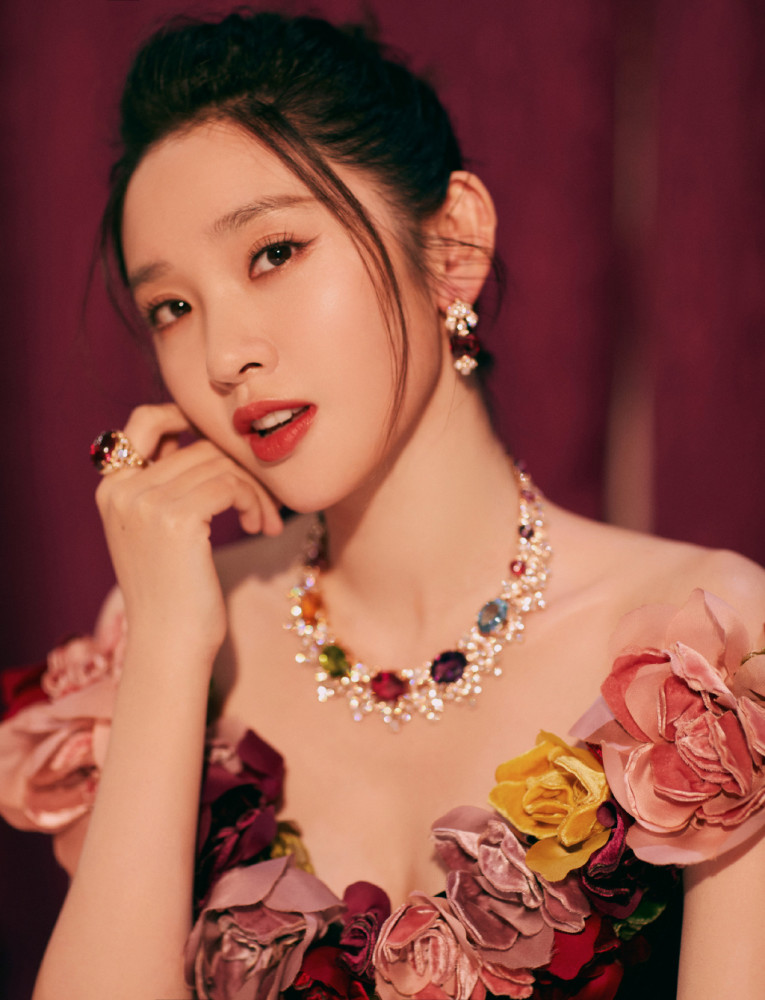 张若昀|张若昀宣传唐艺昕产后复出，因一番话遭极端女权主义者群攻，甚至被质疑出轨