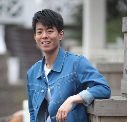 鱼翔|《父母爱情》中的卫东，今在《演员2》做助演嘉宾，意外撞脸肖战