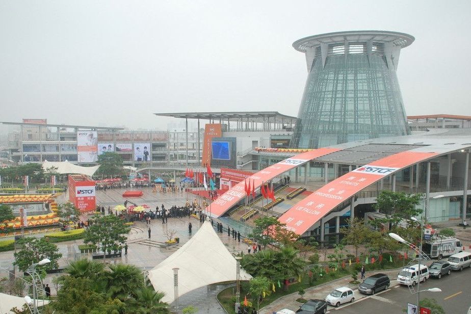 福建一由泉州代管的县市,坐拥亚洲最大服装城,已成功入围百强县