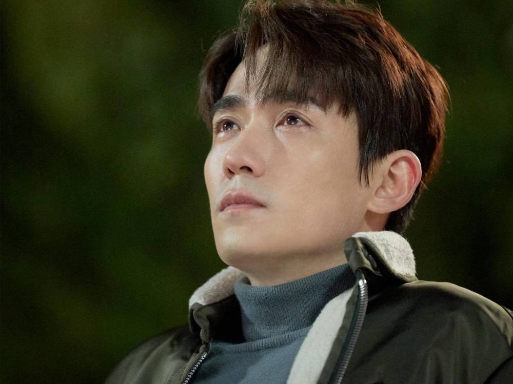 朱一龙|朱一龙被曝隐婚生子后，张若昀无辜躺枪，秀恩爱却被指是在内涵