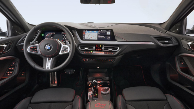 宝马最便宜小钢炮来了!2.0t 6秒破百,内饰更有运动属性