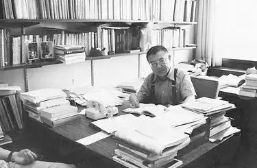 史学|我对伟大人物已不再有敬意与幻想