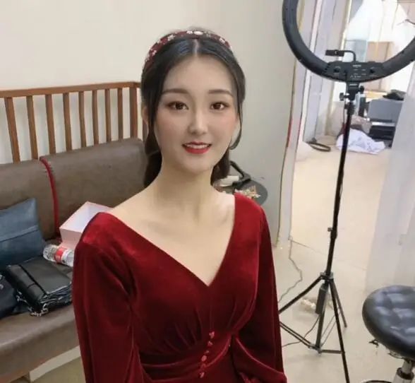 朱之文|大衣哥一家同框直播，儿媳妇落落大方，打赏收入媲美一线明星