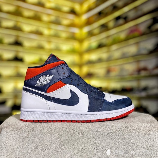 aj1美国海军蓝北卡蓝拼接