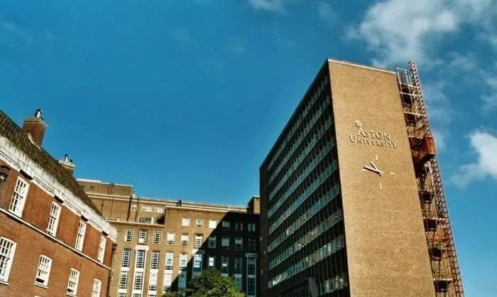 阿斯顿大学杜伦大学也是知名公司25所目标招聘大学之一,身在杜伦,宝宝