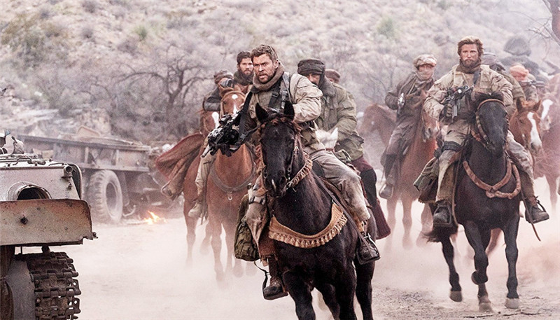 雷击|男子10年来被雷劈中3次，最后瘫痪致死，死后坟墓再次被雷击中