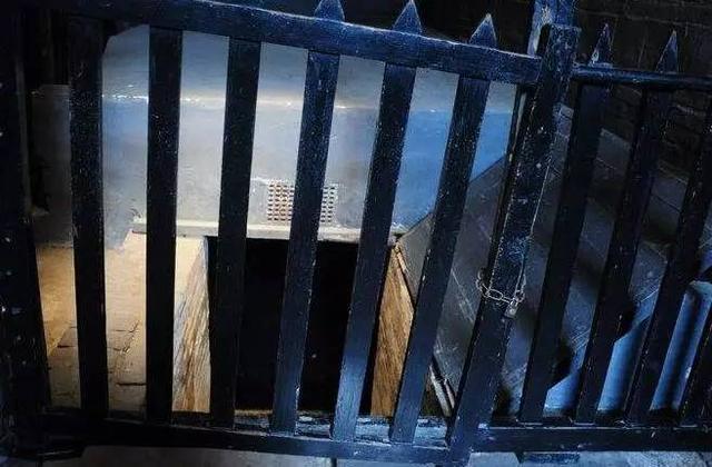 一个人人喊打的大恶霸,因为水牢传言被辟谣,现今不知该如何评价