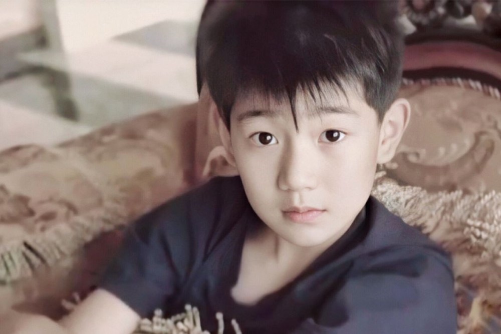 王源再登物理试卷看清题目后学生却懵了这要怎么答